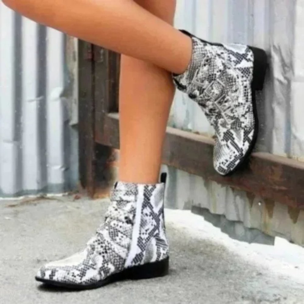Snake  Combat Boots